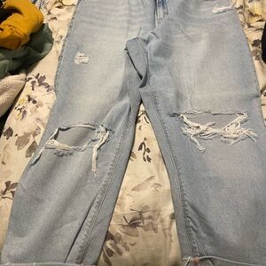 American Eagle Outfitters Light Blue Distressed Boyfriend Jeans
